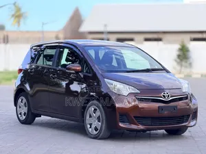 Toyota Ractis 2010 Brown