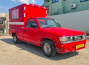 Toyota Hilux (Dtl)