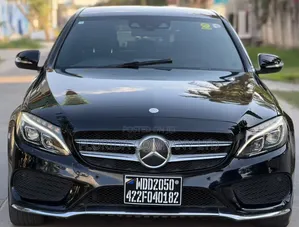 Mercedes-Benz C200 2015 Black
