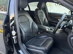 Mercedes-Benz C200 2015 Black