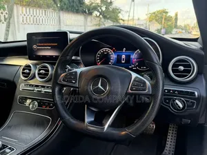 Mercedes-Benz C200 2015 Black