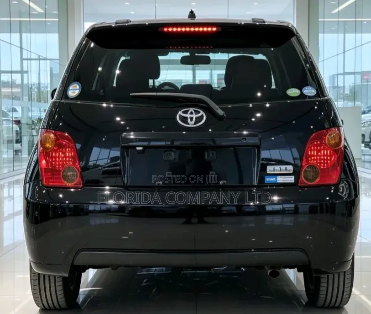 Toyota IST 2004 Black