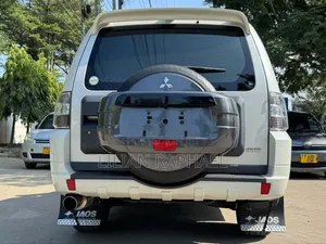 Mitsubishi Pajero 2007 White