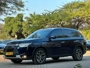 Mitsubishi Outlander 2015 Black