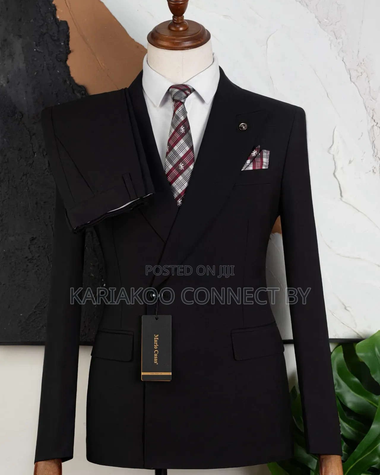 ​Mario Casas Premium Men’s Single-Button Slim Fit Suit