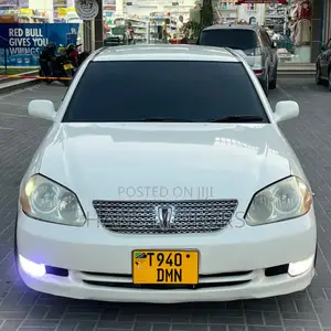Toyota Mark II 2004 White