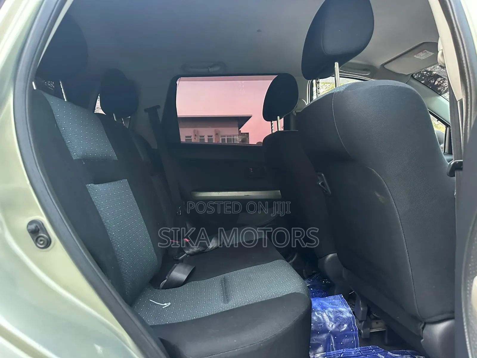 Toyota IST 2006 Gold