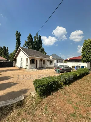 3bdrm House in Mbezibeach Makonde, Kinondoni for sale