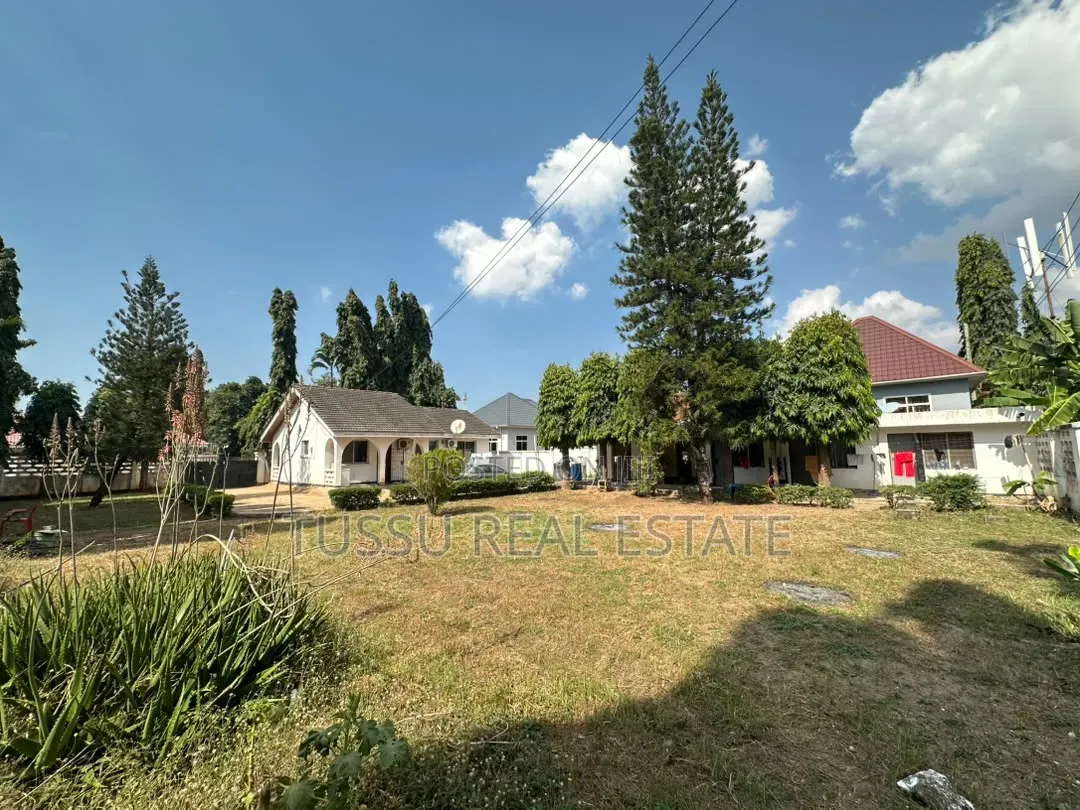 3bdrm House in Mbezibeach Makonde, Kinondoni for sale