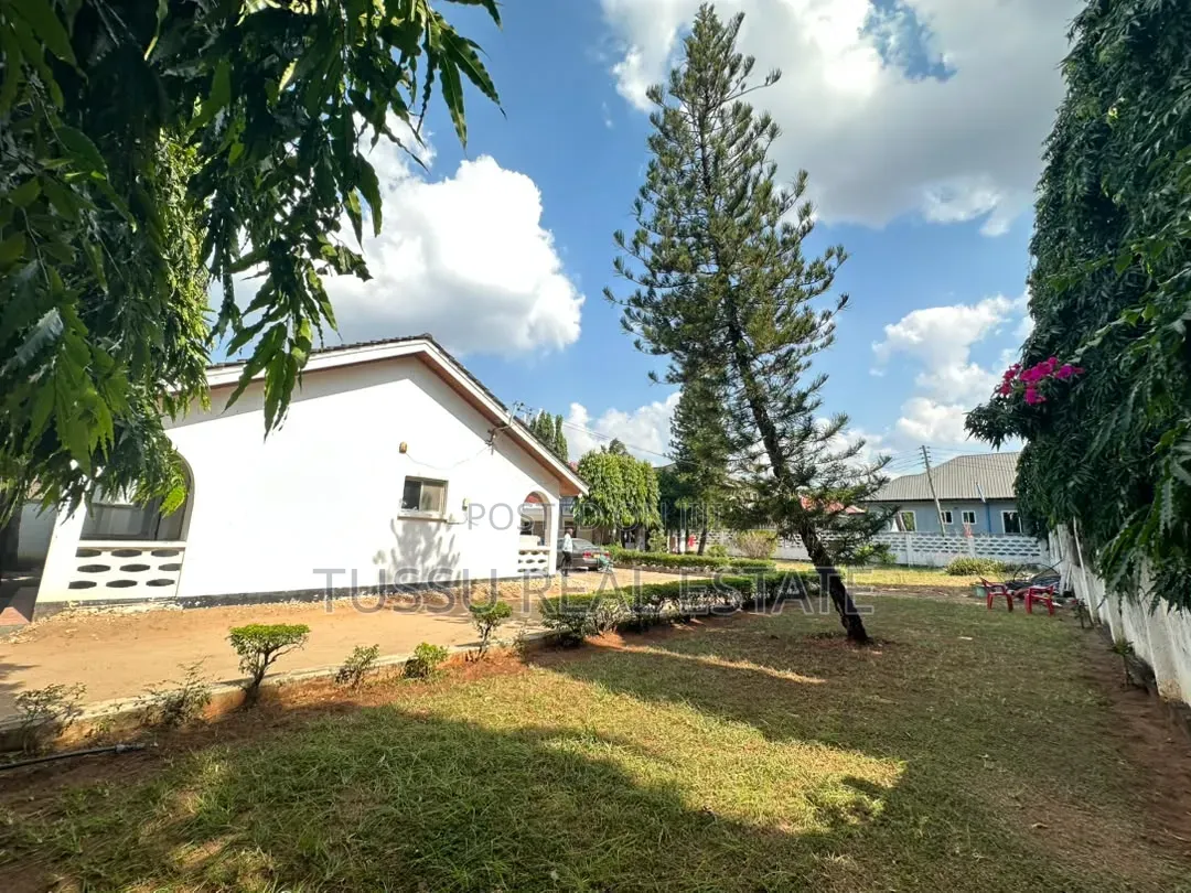 3bdrm House in Mbezibeach Makonde, Kinondoni for sale