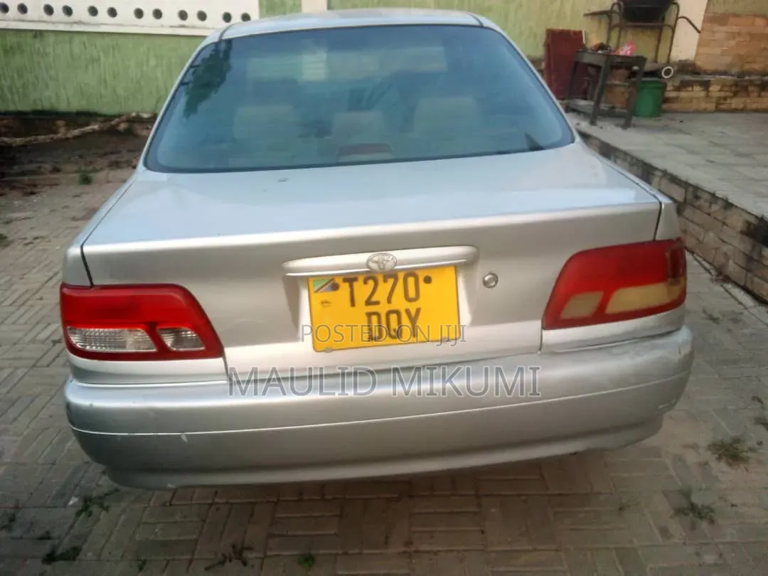 Toyota Carina 2001 Silver