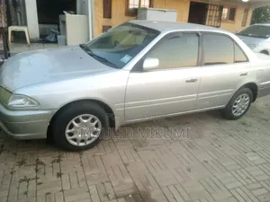 Toyota Carina 2001 Silver