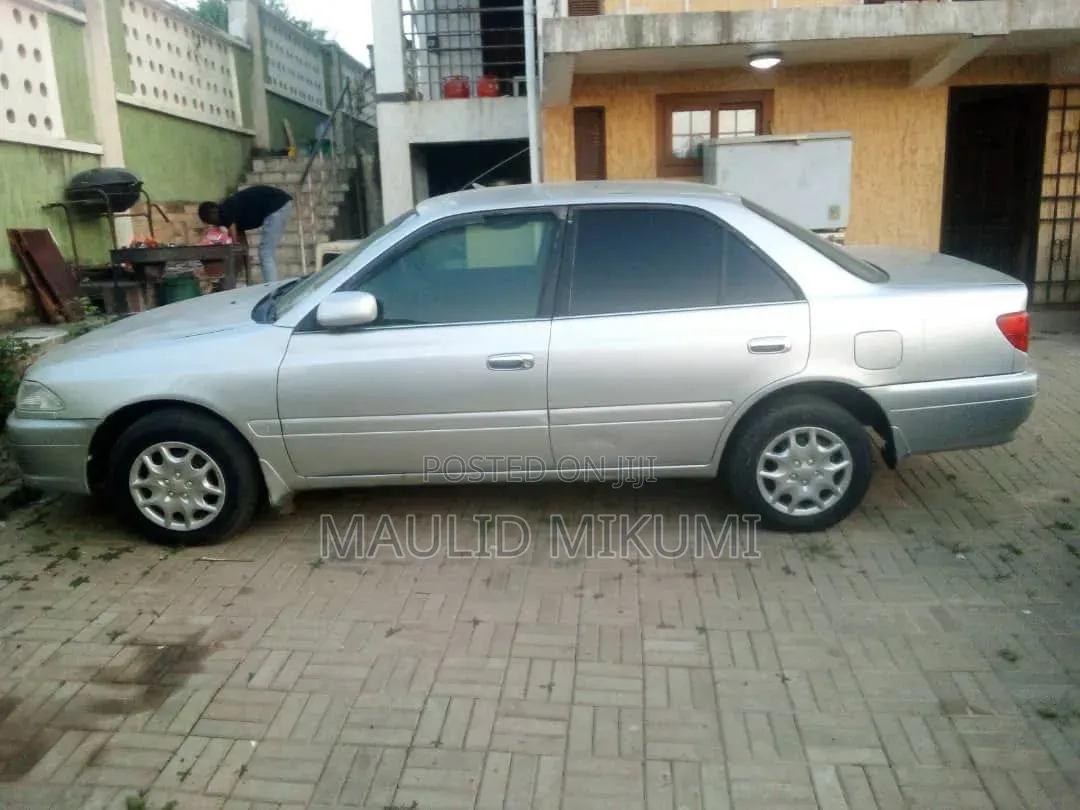 Toyota Carina 2001 Silver