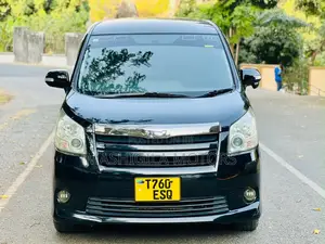 Toyota Noah 2008 Black