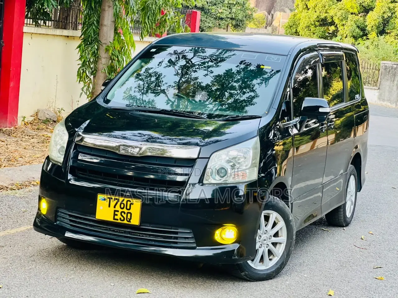 Toyota Noah 2008 Black