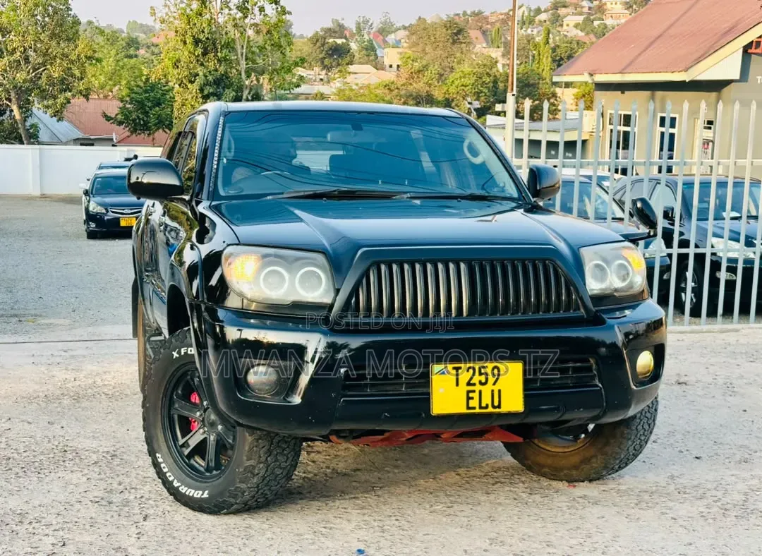 Toyota Hilux Surf 2007 Matt Black