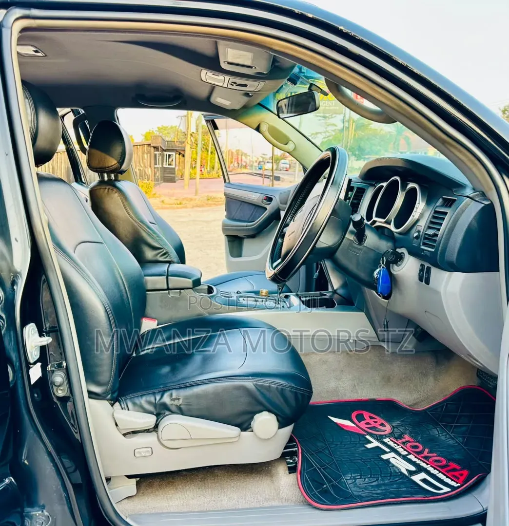 Toyota Hilux Surf 2007 Matt Black