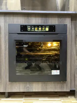 Homebase Pro Built in Oven!