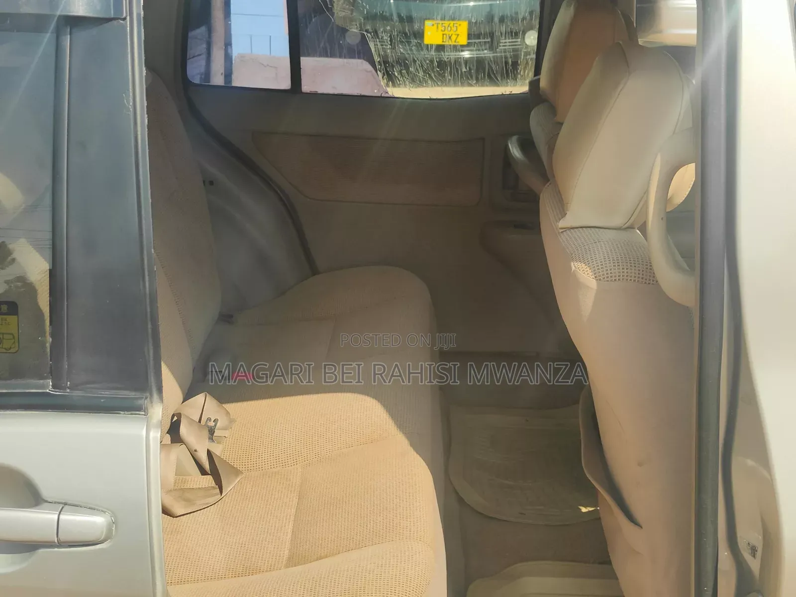 Toyota Raum 2004 Silver