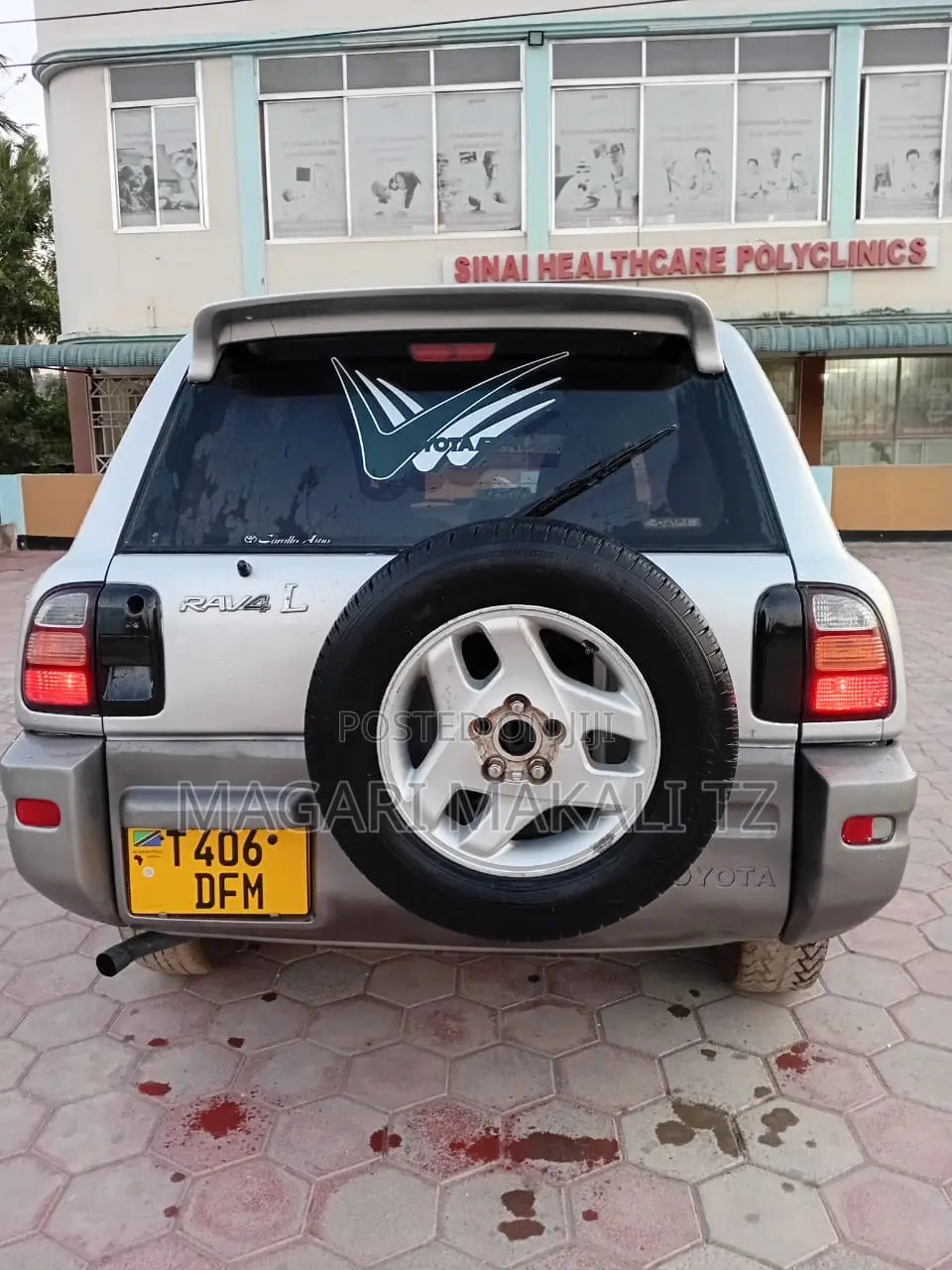 Toyota RAV4 Base FWD 2001 Silver