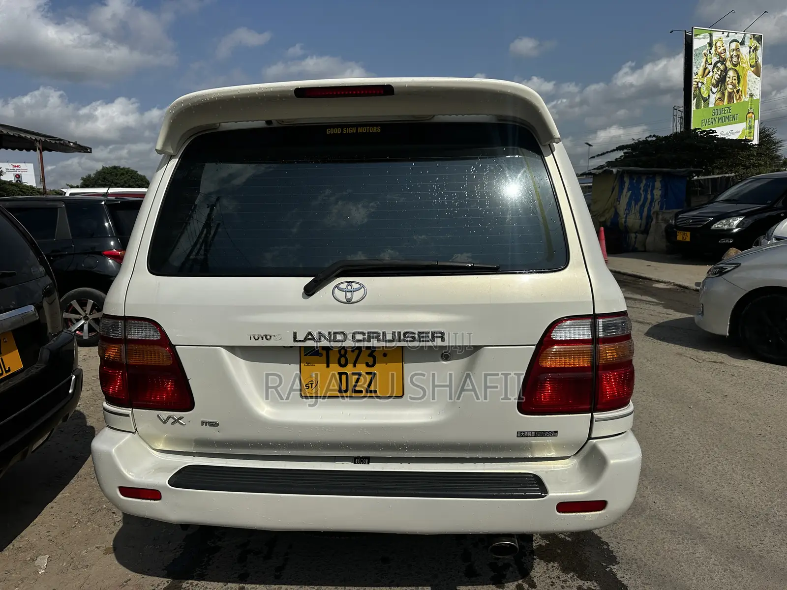 Toyota Land Cruiser HDJ 100 2002 White