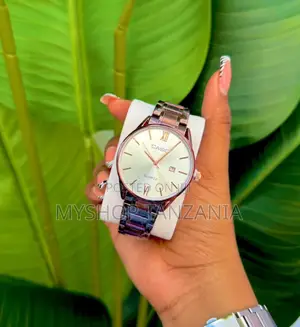 Casio Quartz Watch Features a Durable Stainless Steel