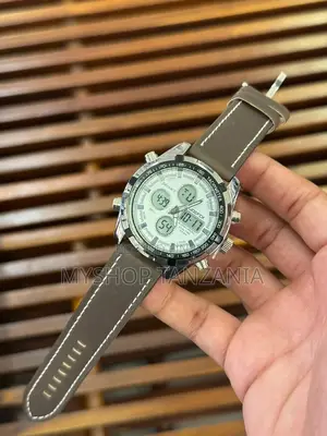 Men's Casual Wrist Watch Features White Dial With Chronograph Subdials