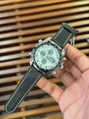Curren M-8083 Men's Wristwatch