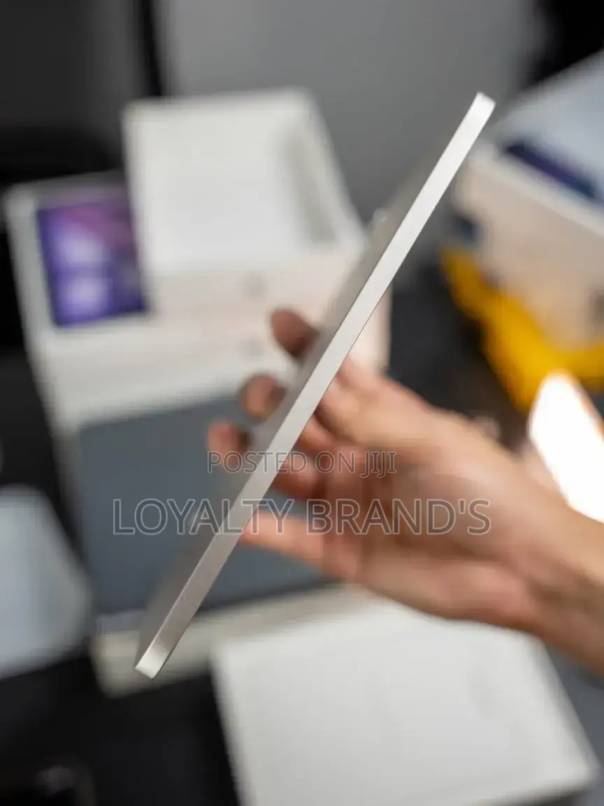 New Apple iPad mini 7 128 GB