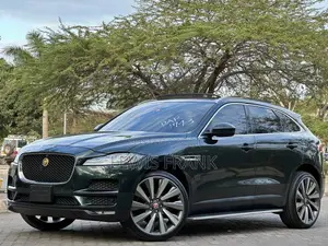 Jaguar F-Pace 2019 Green