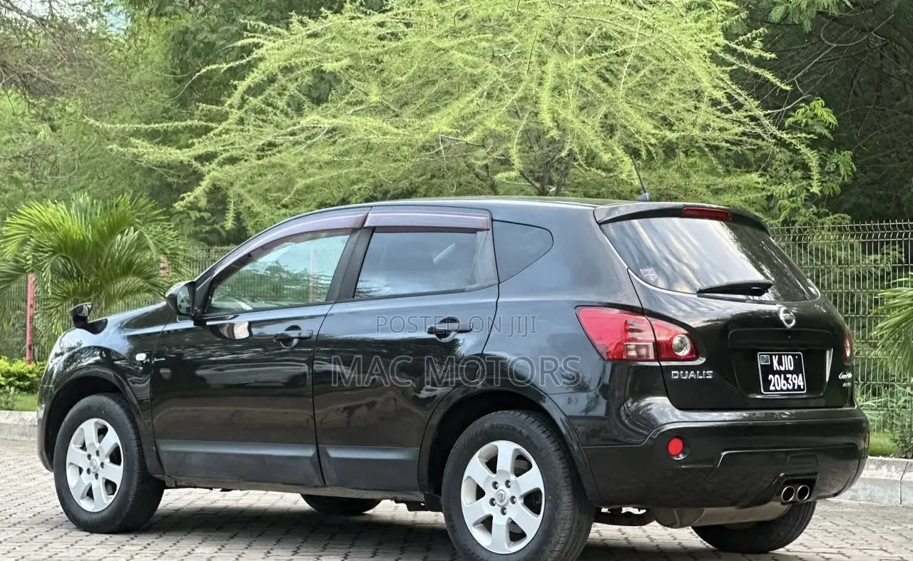 Nissan Dualis 2010 Black