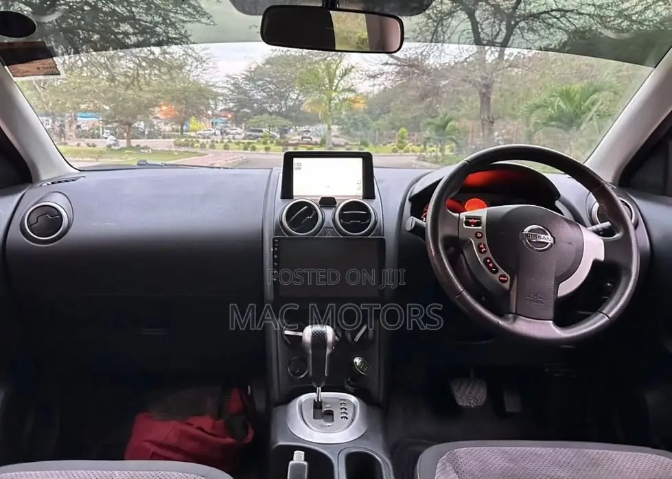 Nissan Dualis 2010 Silver