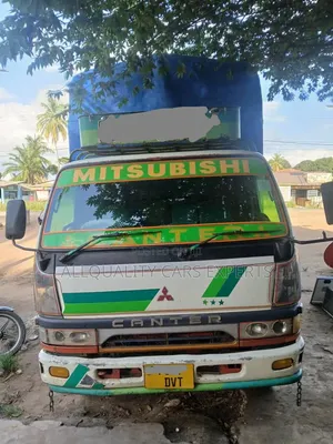 Canter Ya Mzigo 4d35 3 1⁄2