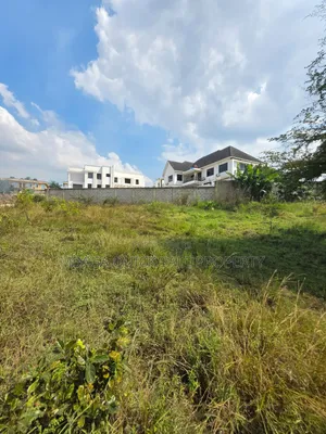 Plot Area SQM 950 for Sale TSH 120,000,000ml Located in Madale Kontena