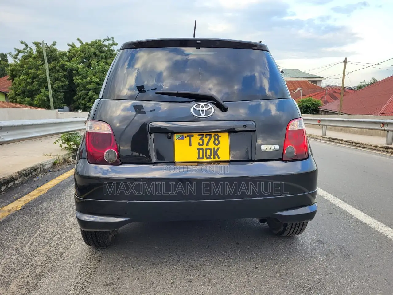 Toyota IST 2005 Black