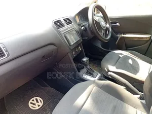 Volkswagen Polo 2009 Black