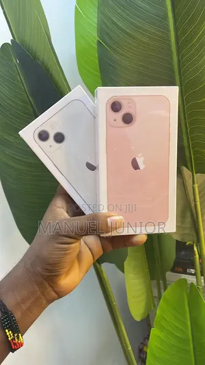 New Apple iPhone 13 128 GB
