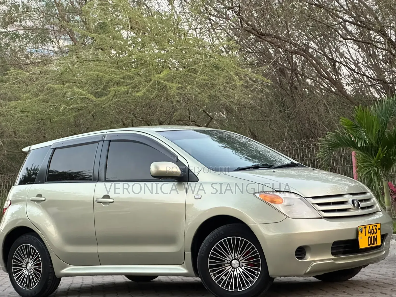 Toyota IST 2006