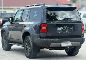Toyota Land Cruiser Prado 2024 Gray