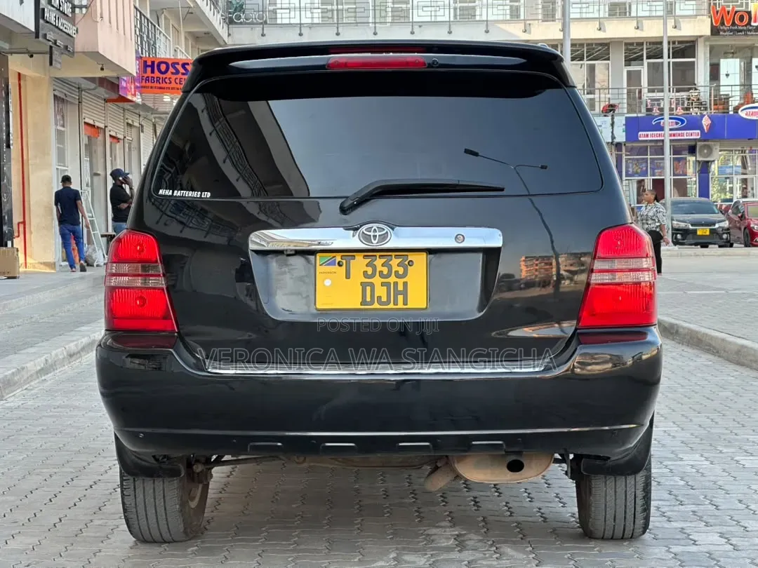 Toyota Kluger 2005 Black