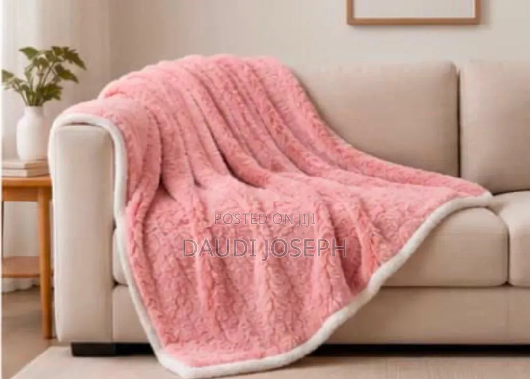 Soft Blanket Double Layer Nzuri Azitoi Manyoya Size 8/8