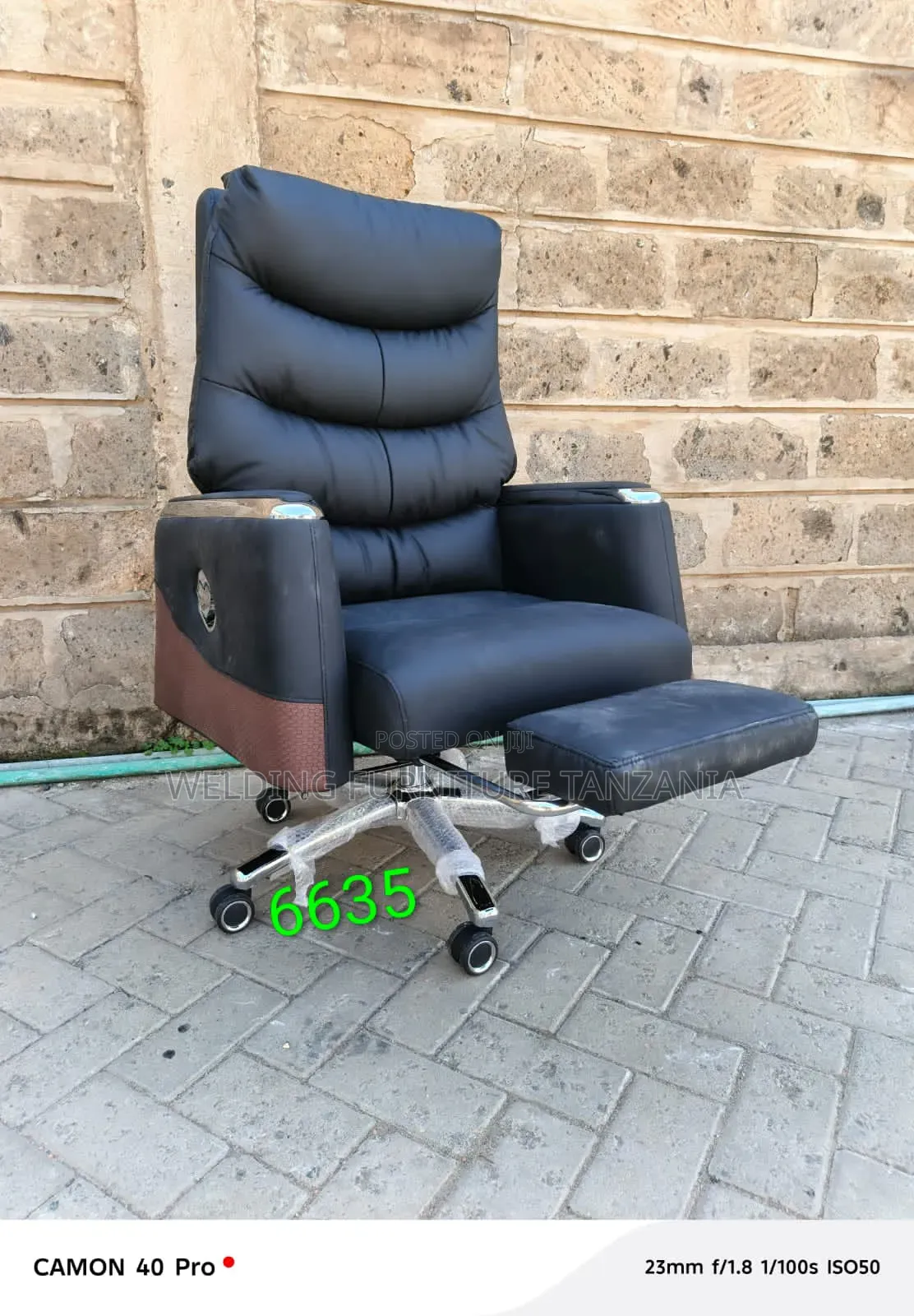 Office Chair / Kiti Cha Offisi