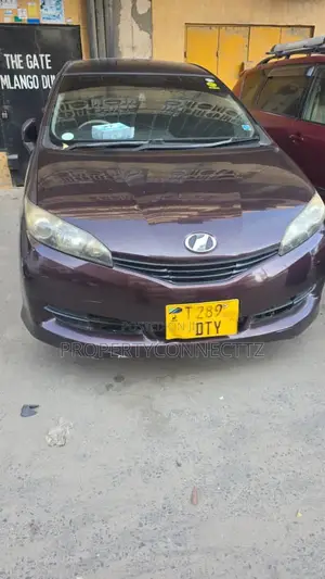 Toyota Wish 2012 Maroon
