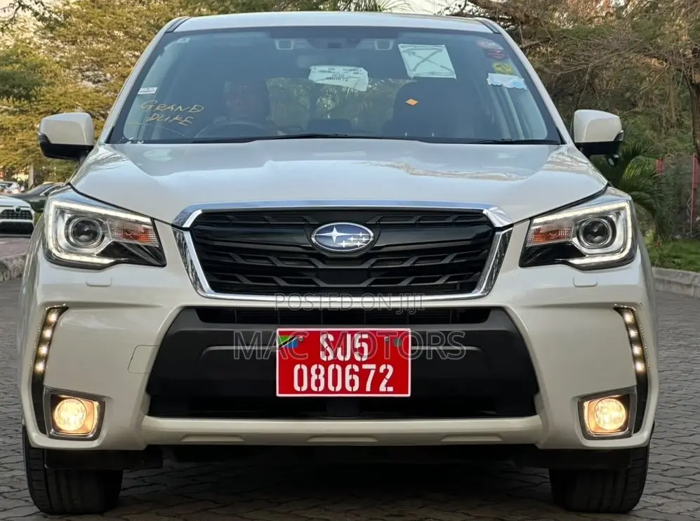 Subaru Forester 2017 White