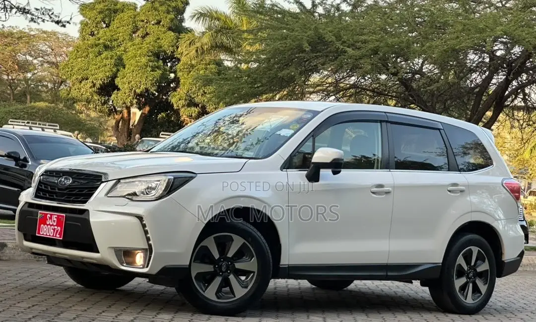 Subaru Forester 2017 White