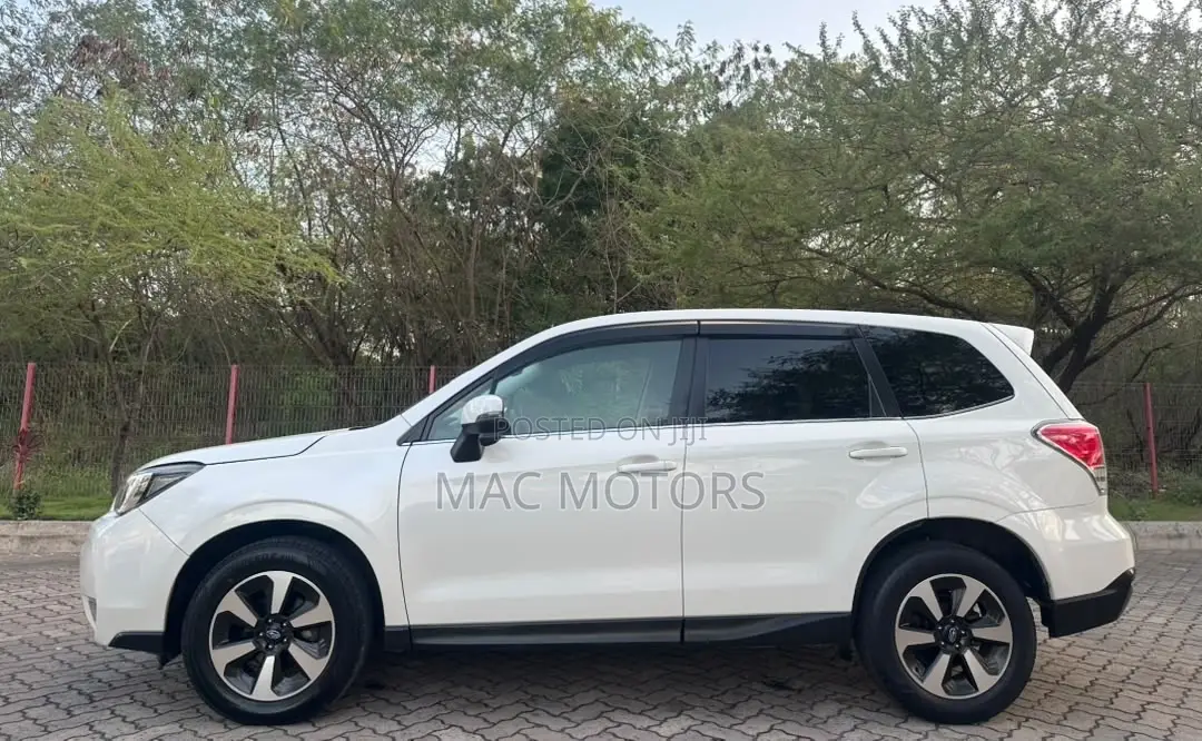 Subaru Forester 2017 White