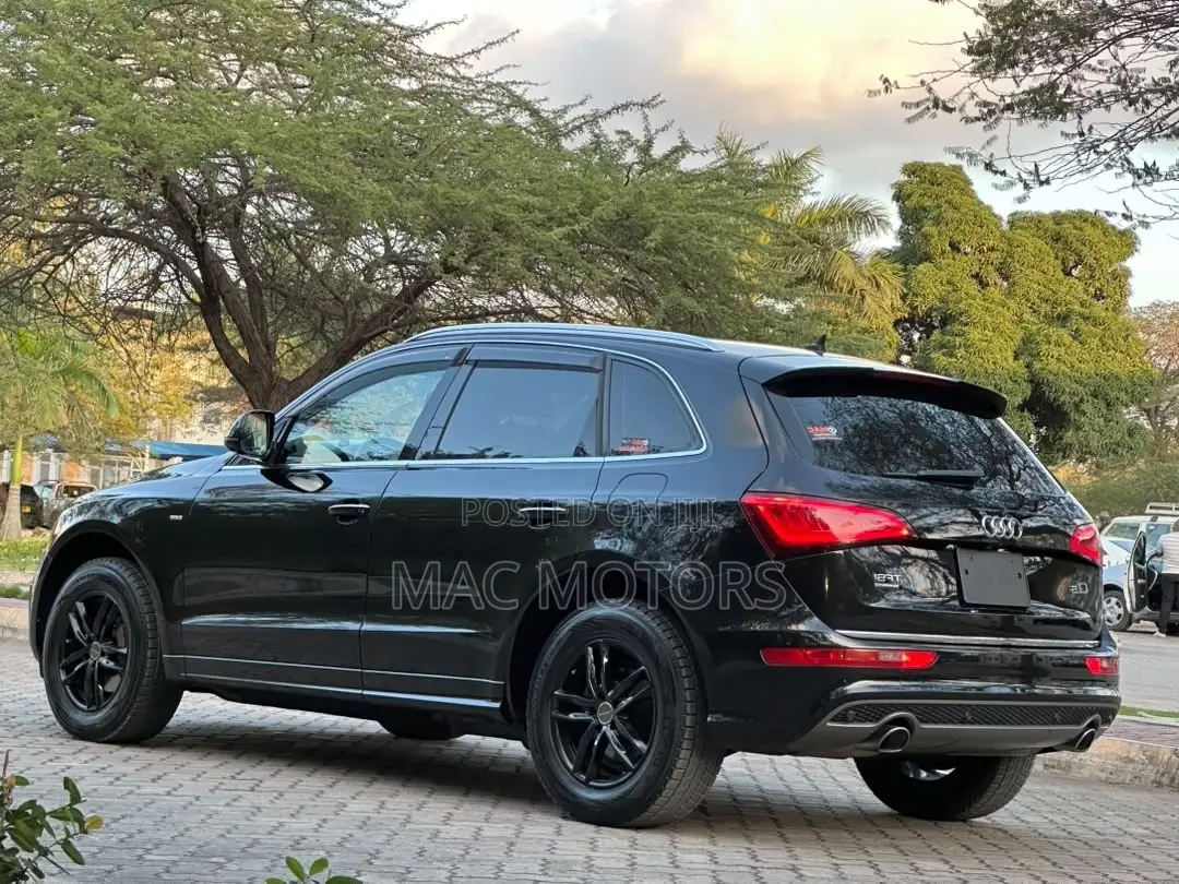 Audi Q5 2015 Black