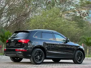 Audi Q5 2015 Black