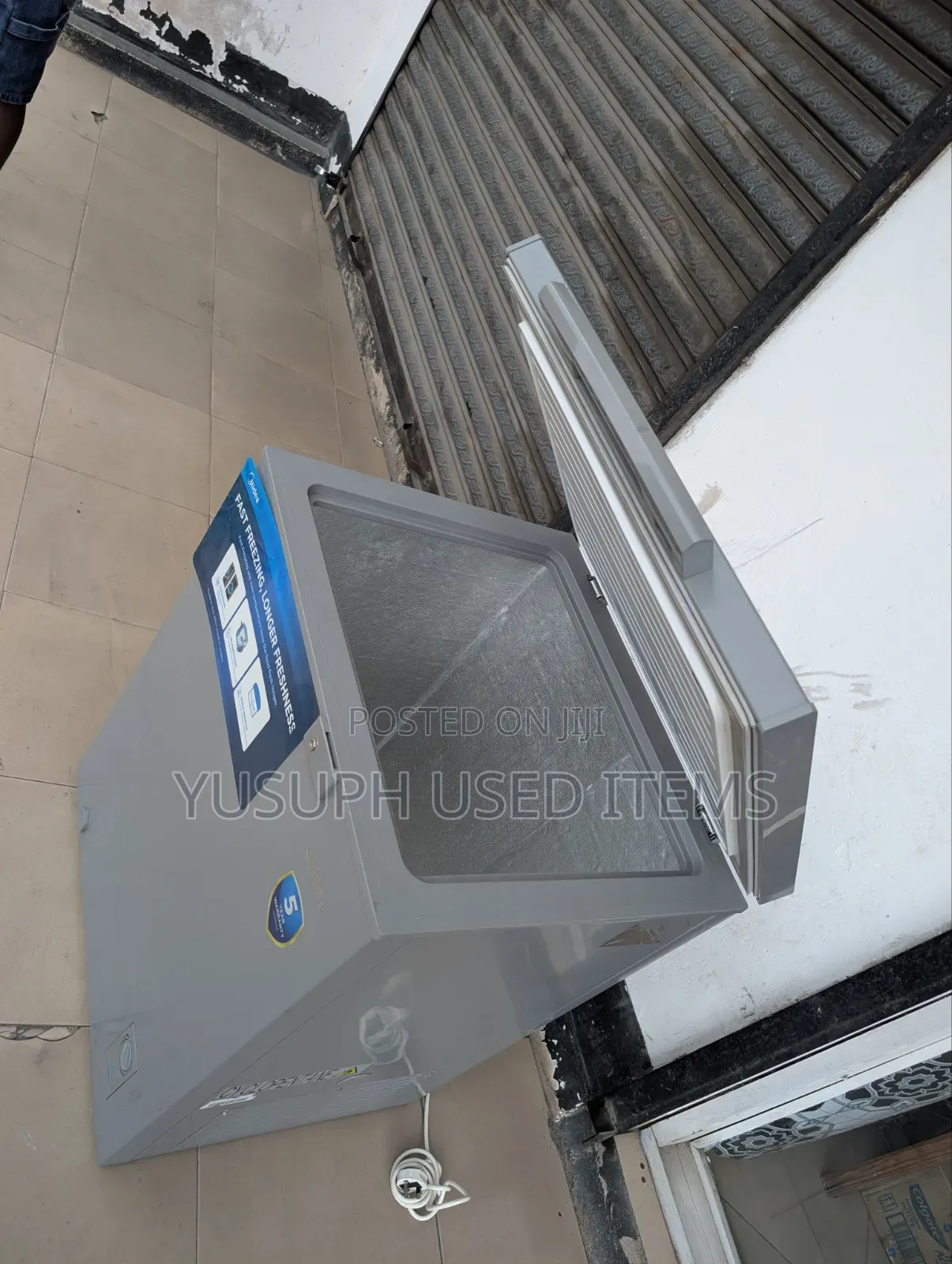 Midea Freezer 150l Clean