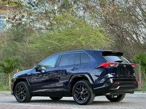 Toyota RAV4 2023 Blue